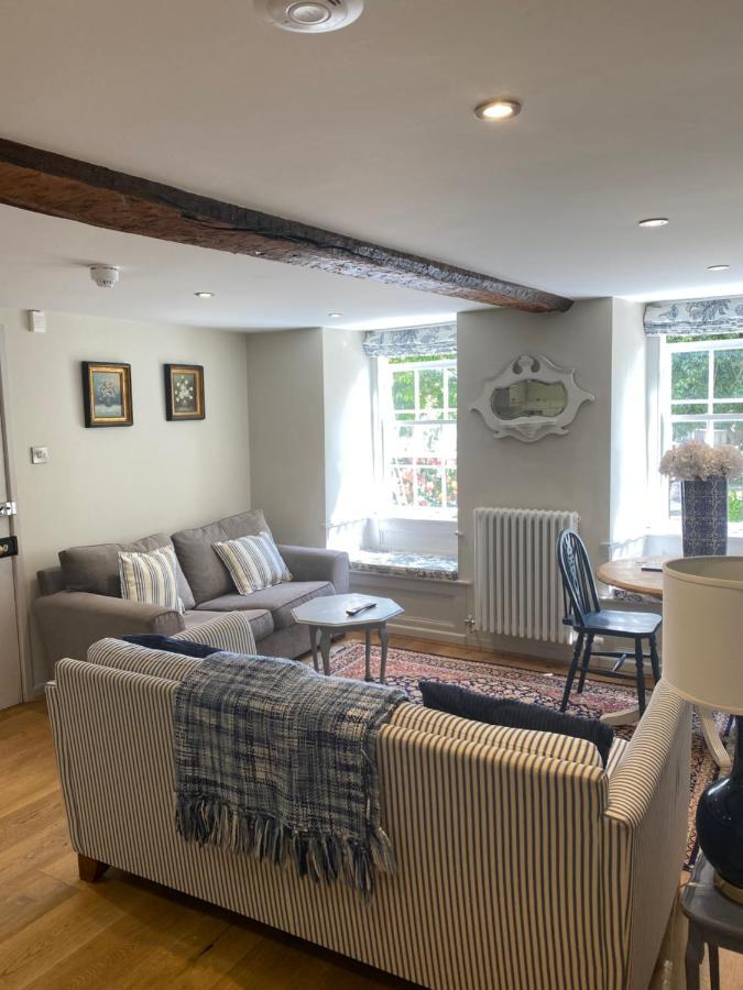Monmouth House Apartments, Lyme Regis Old Town, Dog Friendly, Parking Esterno foto