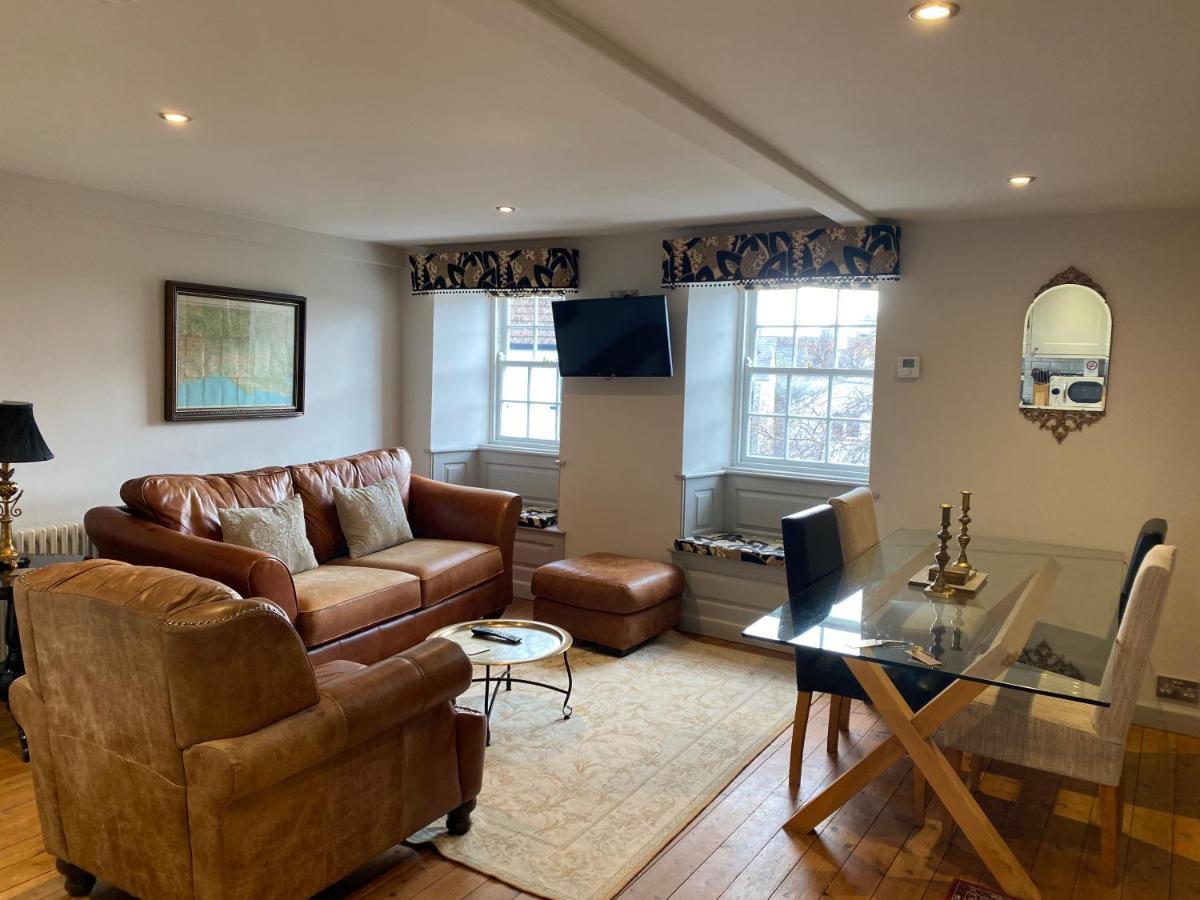 Monmouth House Apartments, Lyme Regis Old Town, Dog Friendly, Parking Esterno foto
