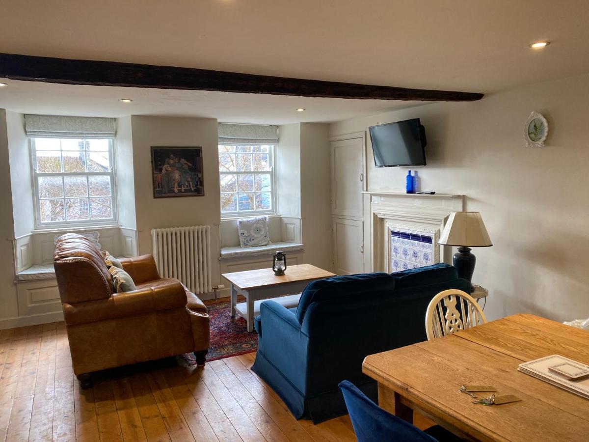 Monmouth House Apartments, Lyme Regis Old Town, Dog Friendly, Parking Esterno foto