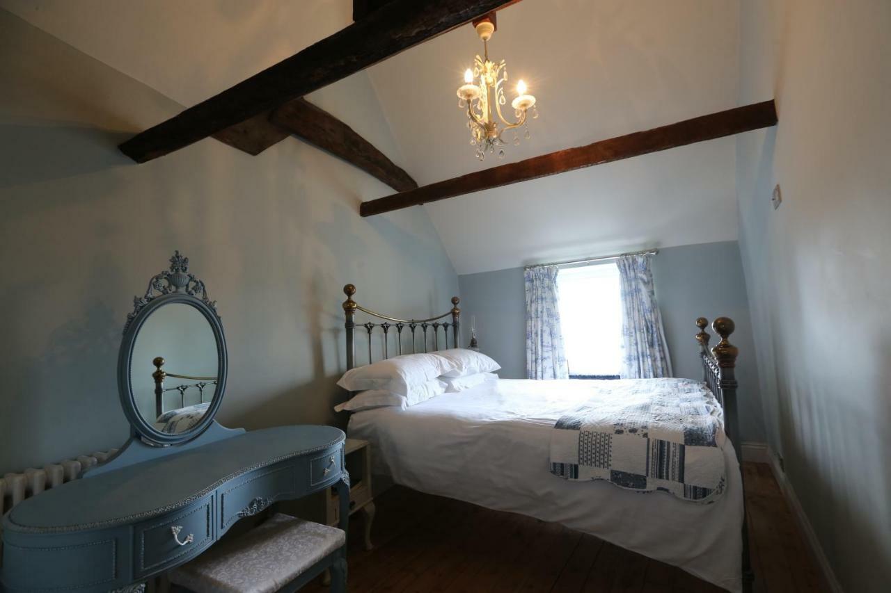 Monmouth House Apartments, Lyme Regis Old Town, Dog Friendly, Parking Esterno foto