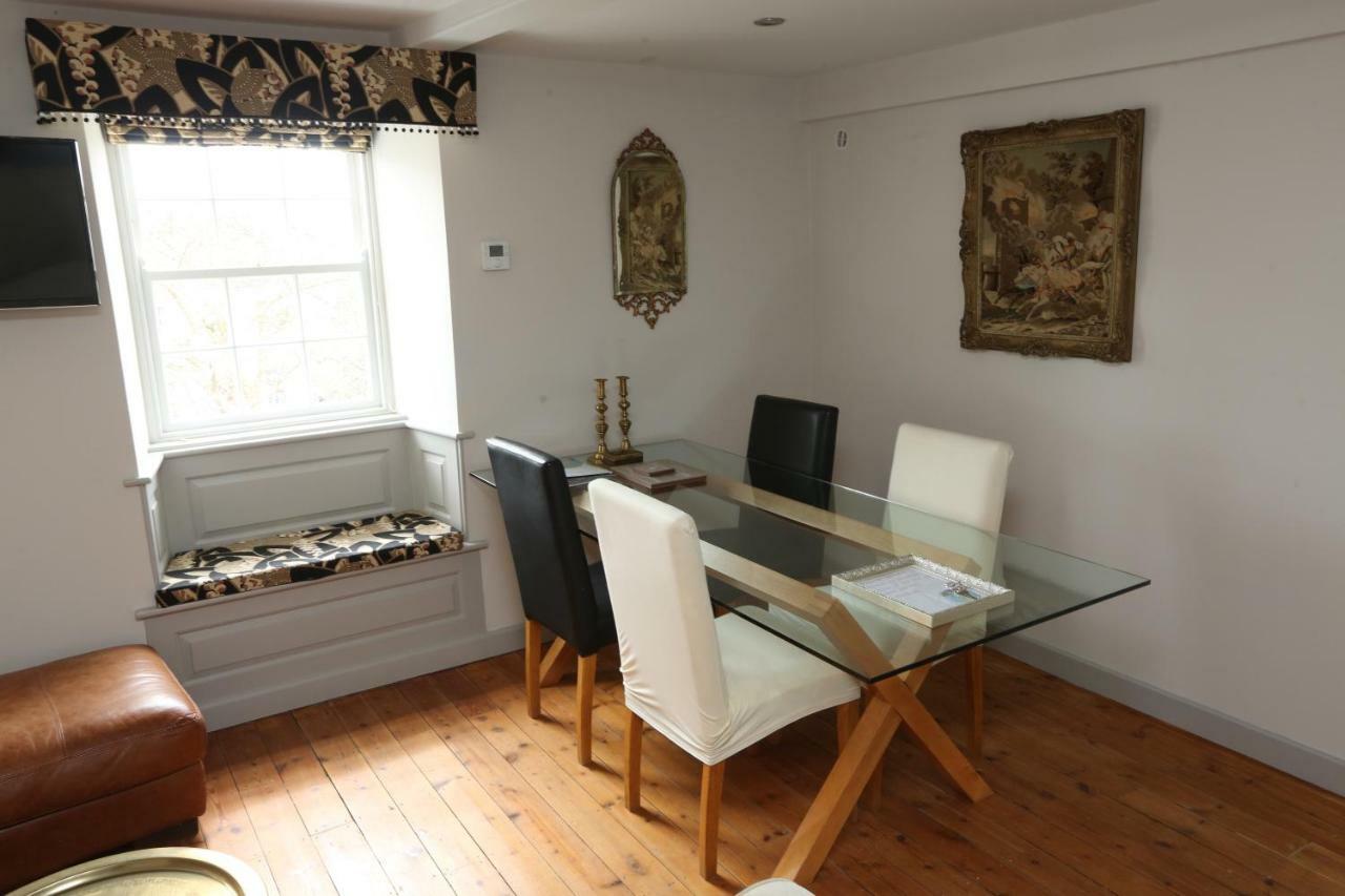 Monmouth House Apartments, Lyme Regis Old Town, Dog Friendly, Parking Esterno foto
