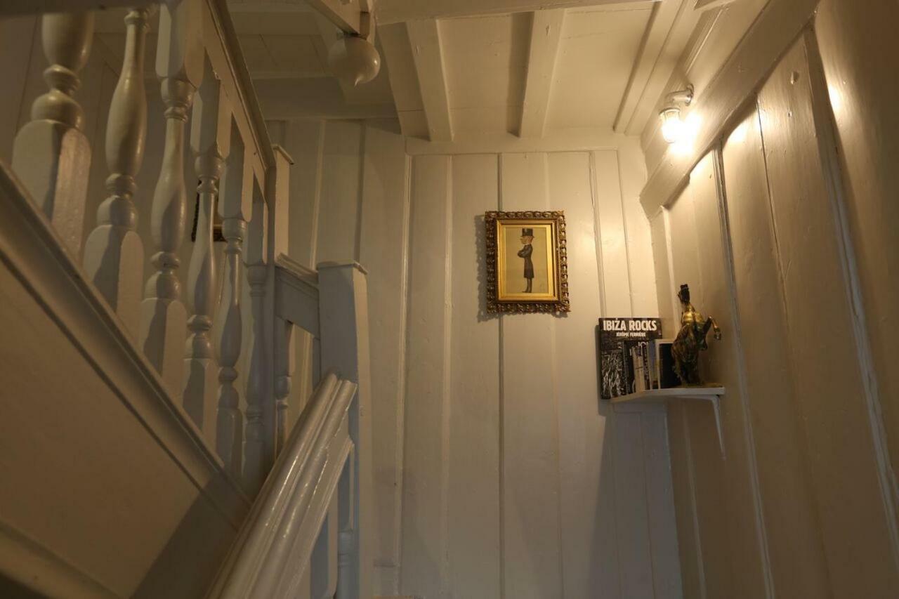 Monmouth House Apartments, Lyme Regis Old Town, Dog Friendly, Parking Esterno foto