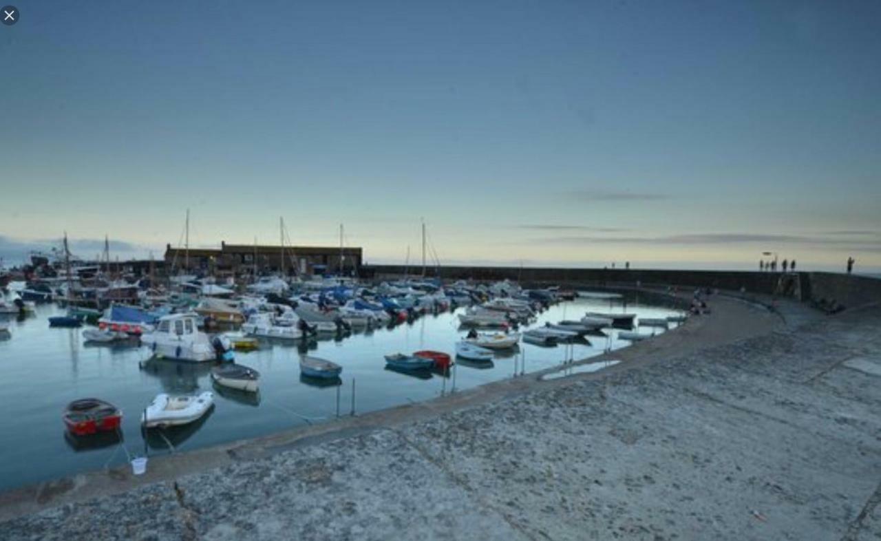 Monmouth House Apartments, Lyme Regis Old Town, Dog Friendly, Parking Esterno foto